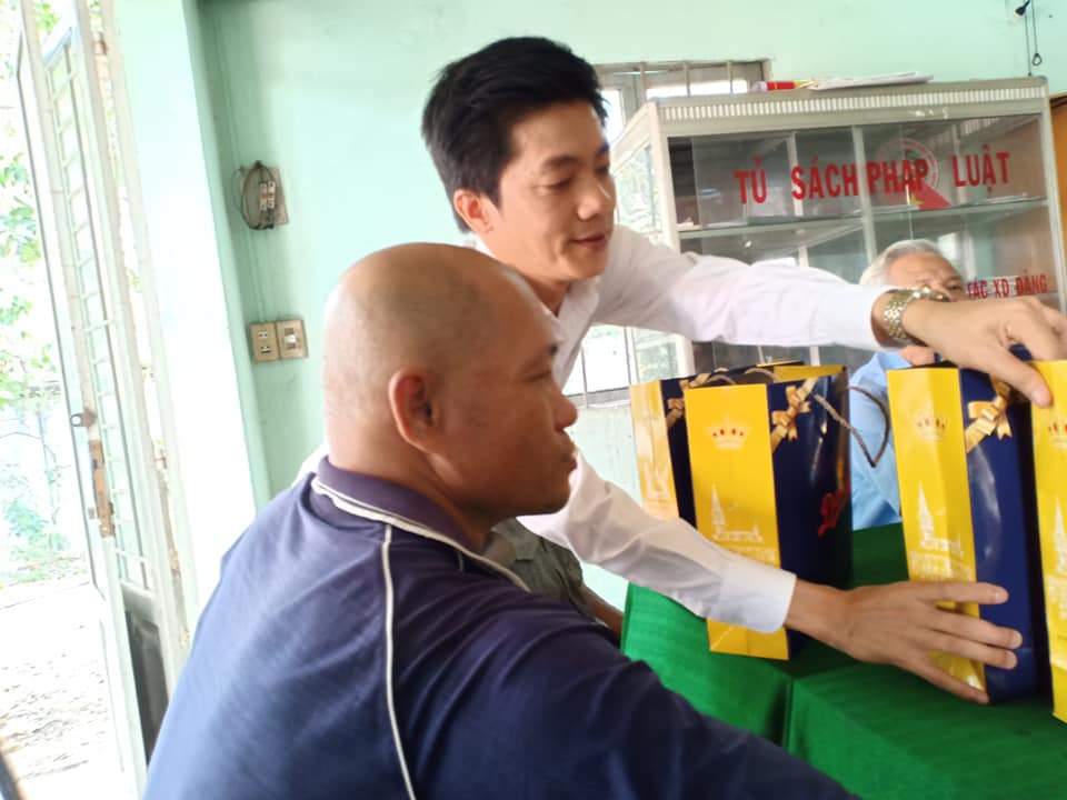 QUÀ TẾT 2019 CHO HỘ NGHÈO