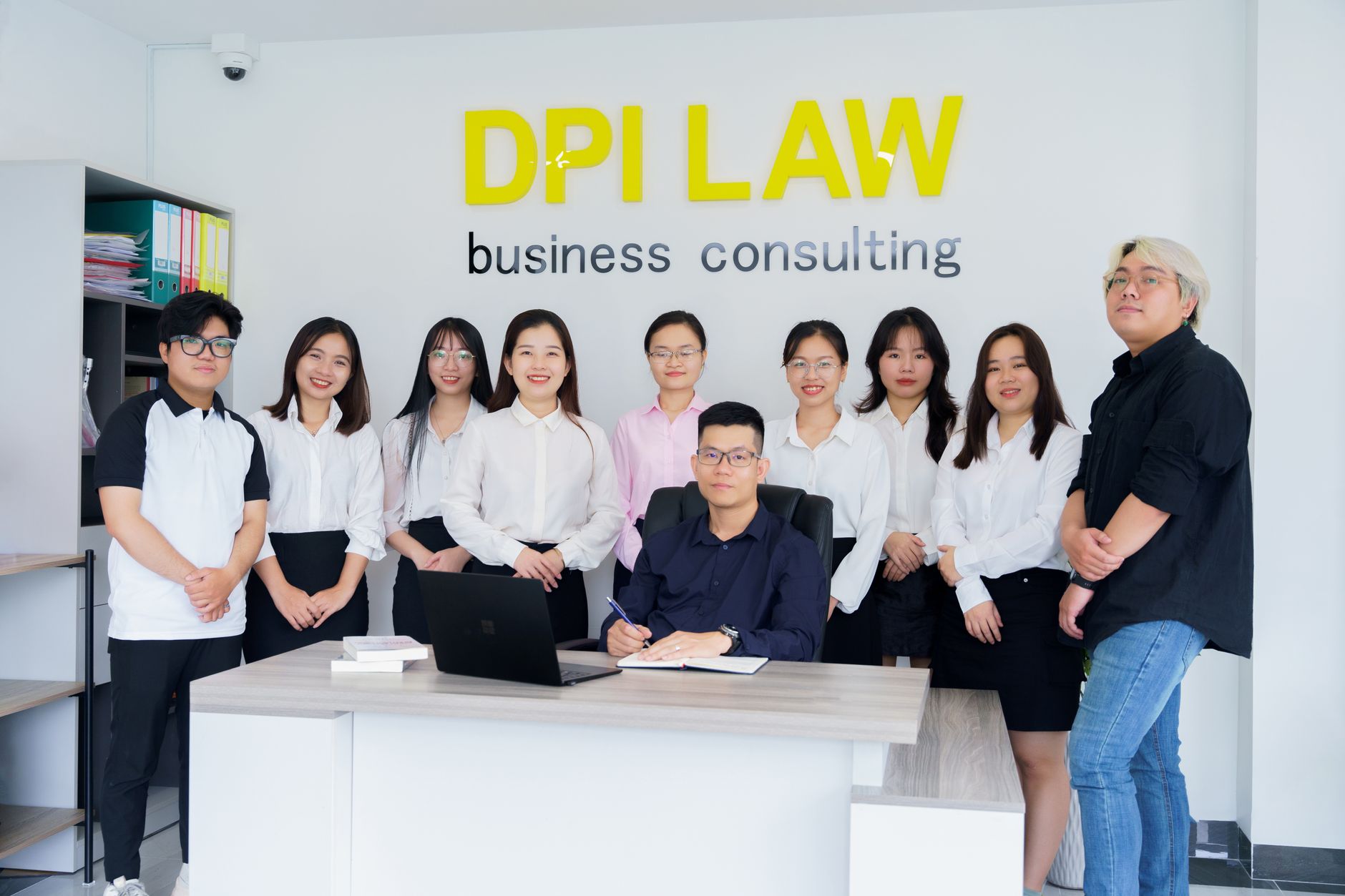 Tư vấn dịch vụ cấp phép lao động nhanh chóng tại văn phòng